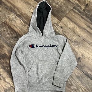 Boys Champion sweatshirt, size 6